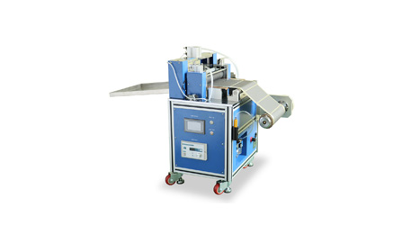 Автоматическая машина для нарезки электродов из рулона в листы STC-EHQ300